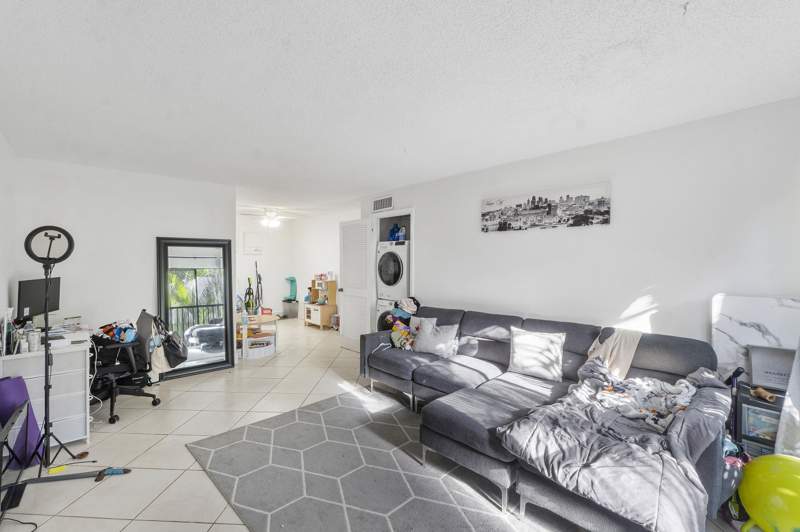 2 bedroom Condominium at 11392 Royal Palm Boulevard #11392, Cypress Creek Villas, Coral Springs — photo 5