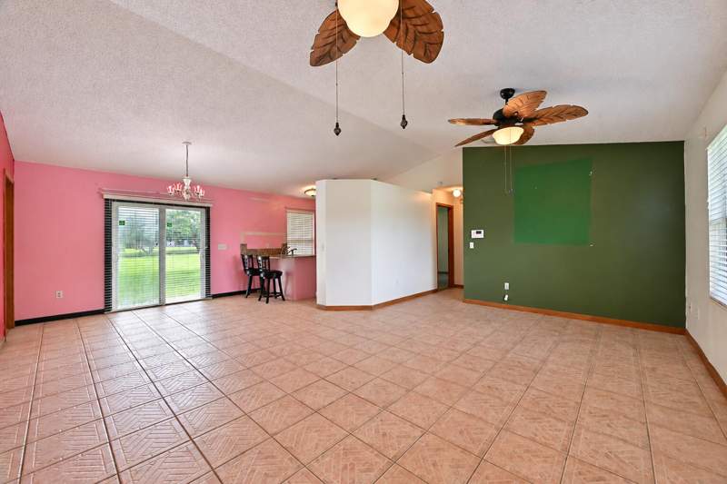 3 bedroom Single Family Residence at 120 SW Brandon Avenue, Port St Lucie Section 41, Port St. Lucie — photo 4