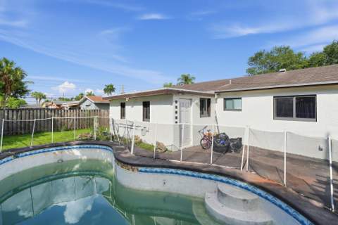 761 NW 65th Avenue, Margate FL - photo 9 of 22