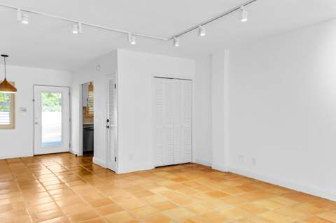 139 Sunrise Avenue #107, Palm Beach FL - photo 24 of 58