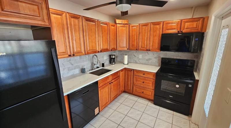2 bedroom Condominium at 4270 NW 40th Street #104, Garnet Condo, Lauderdale Lakes — photo 2