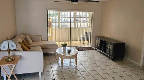 4270 NW 40th Street #104, Lauderdale Lakes FL - photo 8 of 17