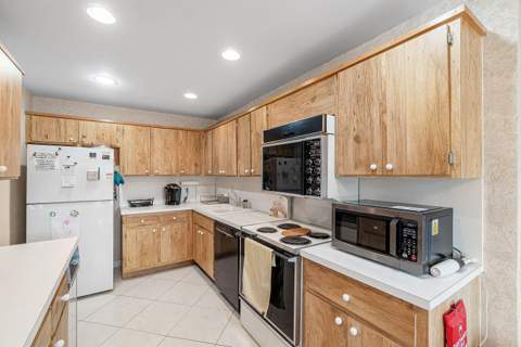 13 Westgate Lane #13B, Boynton Beach FL - photo 18 of 56