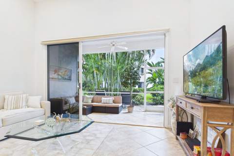 412 Coral Cove Drive, North Palm Beach FL - photo 14 of 40