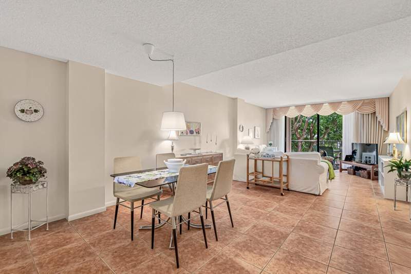 2 bedroom Condominium at 890 N Federal Highway #307, Hidden Harbour Of The Palm Beaches Condo, Lantana — photo 4