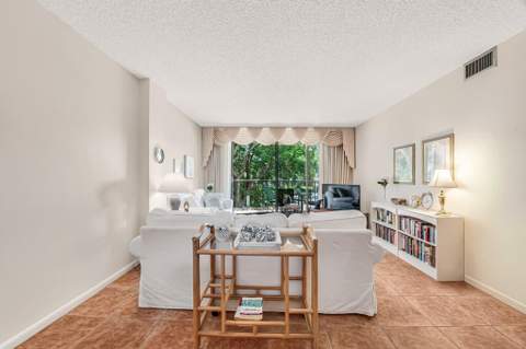 890 N Federal Highway #307, Lantana FL - photo 13 of 49