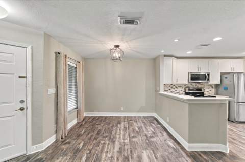 6215 Eaton Street, West Palm Beach FL - photo 17 of 53