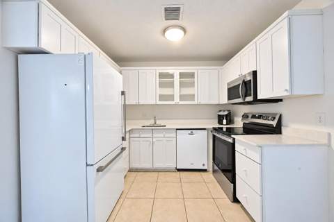 4497 SE Roaring Brook Way, Stuart FL - photo 10 of 23