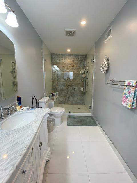 6601 Lake Clarke Drive, Lake Clarke Shores FL - photo 14 of 30