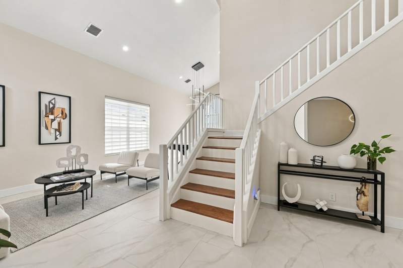 4 bedroom Single Family Residence at 7550 Normande Court, Holiday Springs Village Sec 3, Margate — photo 2
