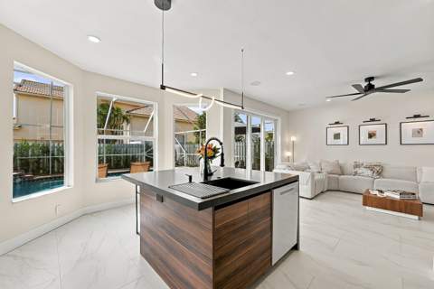 7550 Normande Court, Margate FL - photo 16 of 46