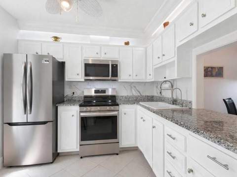 857 Worcester Lane #B, Lake Worth FL - photo 6 of 40