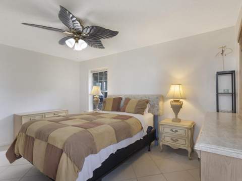 857 Worcester Lane #B, Lake Worth FL - photo 22 of 40