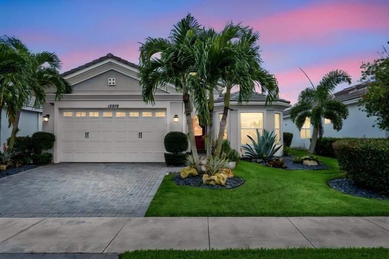 3 bedroom Single Family Residence at 15978 Whippoorwill Circle, Hammocks Of Westlake, Westlake — photo 2