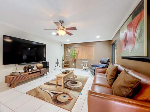 281 Amber Court, Royal Palm Beach FL - photo 9 of 27