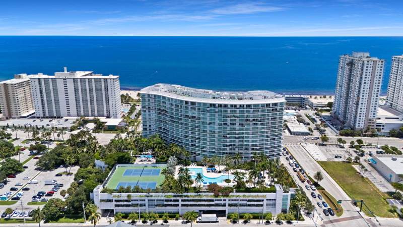 2 bedroom Condominium at 1 N Ocean Boulevard #1713, Plaza At Oceanside (The) Condo, Pompano Beach — photo 2