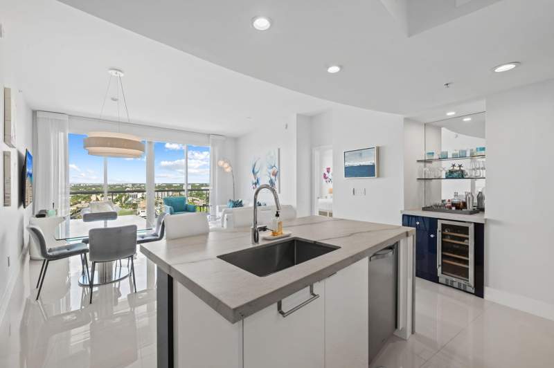 2 bedroom Condominium at 1 N Ocean Boulevard #1713, Plaza At Oceanside (The) Condo, Pompano Beach — photo 5