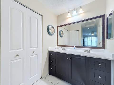 281 Amber Court, Royal Palm Beach FL - photo 15 of 27