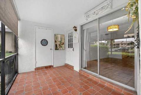 327 Pine Ridge Circle #A-1, Greenacres FL - photo 15 of 45