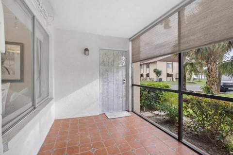 327 Pine Ridge Circle #A-1, Greenacres FL - photo 16 of 45