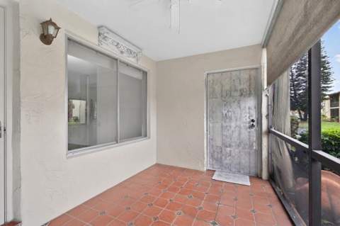 327 Pine Ridge Circle #A-1, Greenacres FL - photo 18 of 45