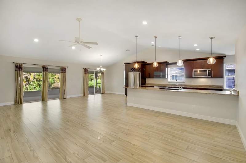 2 bedroom Single Family Residence at 6625 SE Wigeon Court, Duckwood, Stuart — photo 5
