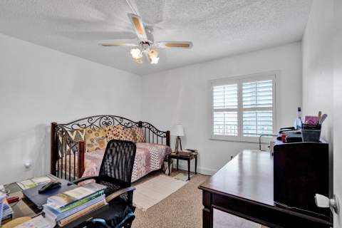 12750 SW 15th Street, Pembroke Pines FL - photo 20 of 29