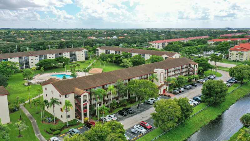2 bedroom Condominium at 12750 SW 15th Street, Garfield At Century Villa, Pembroke Pines — photo 1