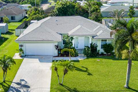 726 SW Jaslo Avenue, Port St. Lucie FL - photo 8 of 52
