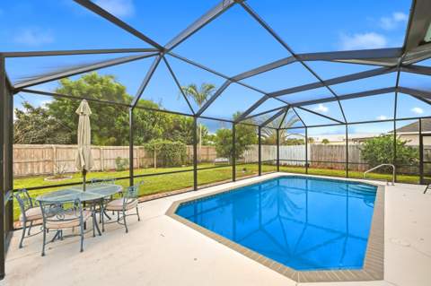 726 SW Jaslo Avenue, Port St. Lucie FL - photo 9 of 52