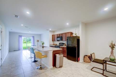 337 Raspberry Road, Fort Pierce FL - photo 12 of 41