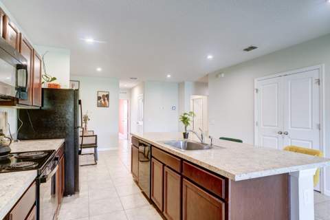 337 Raspberry Road, Fort Pierce FL - photo 17 of 41