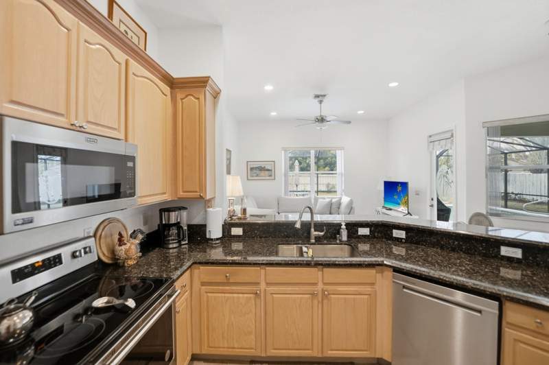 3 bedroom Single Family Residence at 726 SW Jaslo Avenue, Port St Lucie Section 21, Port St. Lucie — photo 3