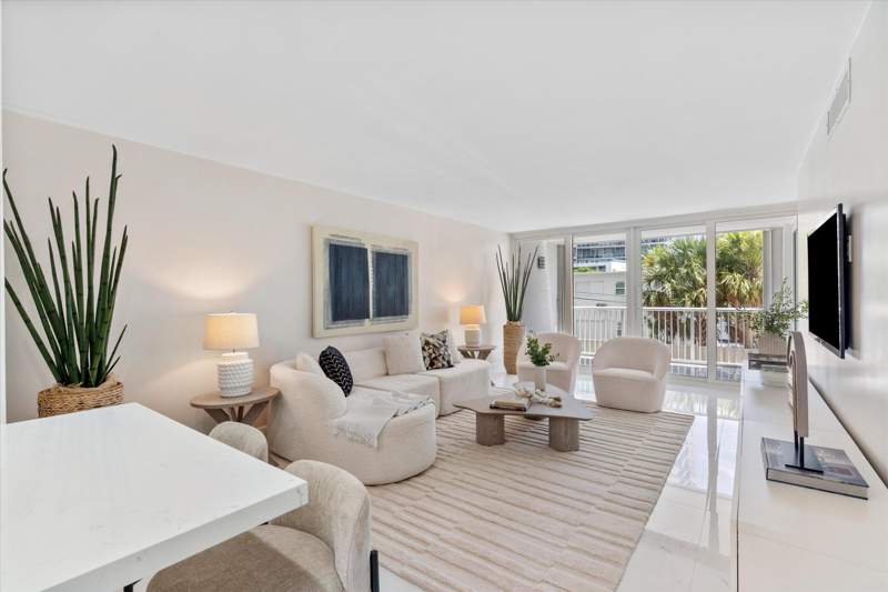 3 bedroom Condominium at 2200 NE 33rd Avenue #2J, White Egret Condo, Fort Lauderdale — photo 3