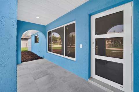 242 SE Duxbury Avenue, Port St. Lucie FL - photo 7 of 55