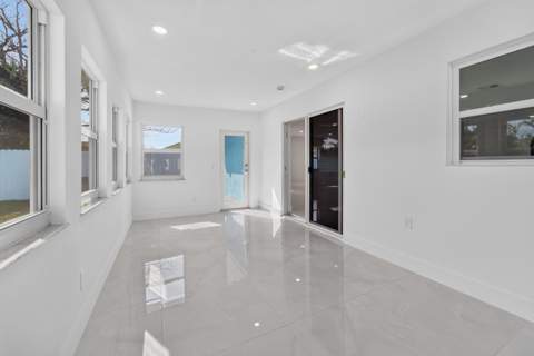 242 SE Duxbury Avenue, Port St. Lucie FL - photo 22 of 55