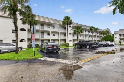 8100 Sunrise Lakes Boulevard #109, Sunrise FL - photo 24 of 28