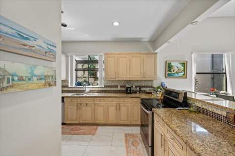 4465 Barclay Fair Way, Lake Worth FL - photo 10 of 55