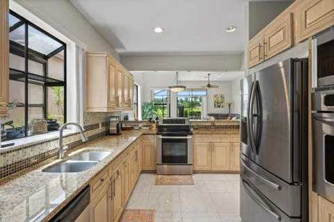 4465 Barclay Fair Way, Lake Worth FL - photo 9 of 55