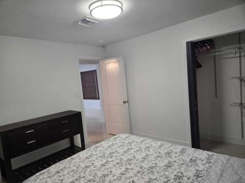 1140 SW 32nd Street, Fort Lauderdale FL - photo 11 of 18