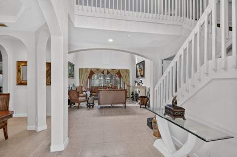 6039 Walnut Hill Drive, Lake Worth FL - photo 6 of 73