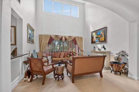 6039 Walnut Hill Drive, Lake Worth FL - photo 8 of 73