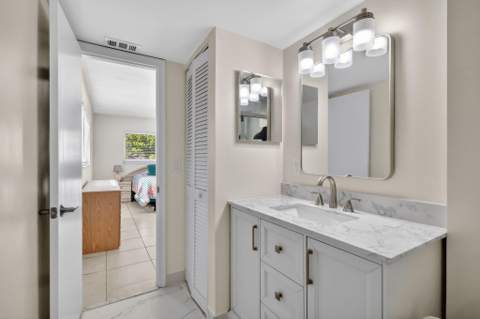 2615 NE 1st Court #201, Boynton Beach FL - photo 19 of 35