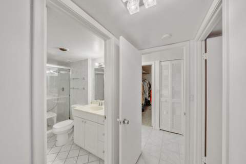 1149 Hillsboro Mile #307, Hillsboro Beach FL - photo 22 of 49