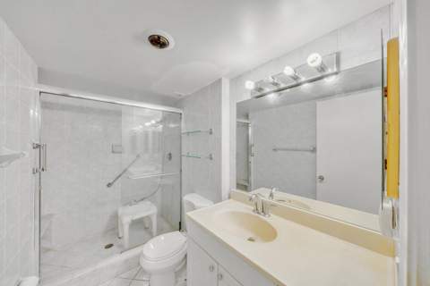 1149 Hillsboro Mile #307, Hillsboro Beach FL - photo 23 of 49