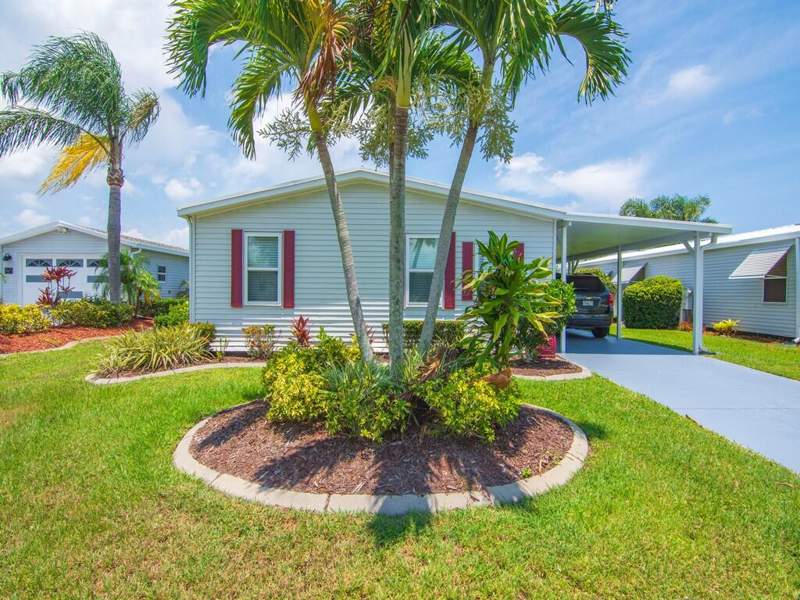 2 bedroom Manufactured Home at 8471 Schefflera Court, Savanna Club Plat III, Port St. Lucie — photo 5