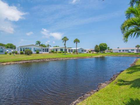 8471 Schefflera Court, Port St. Lucie FL - photo 15 of 41