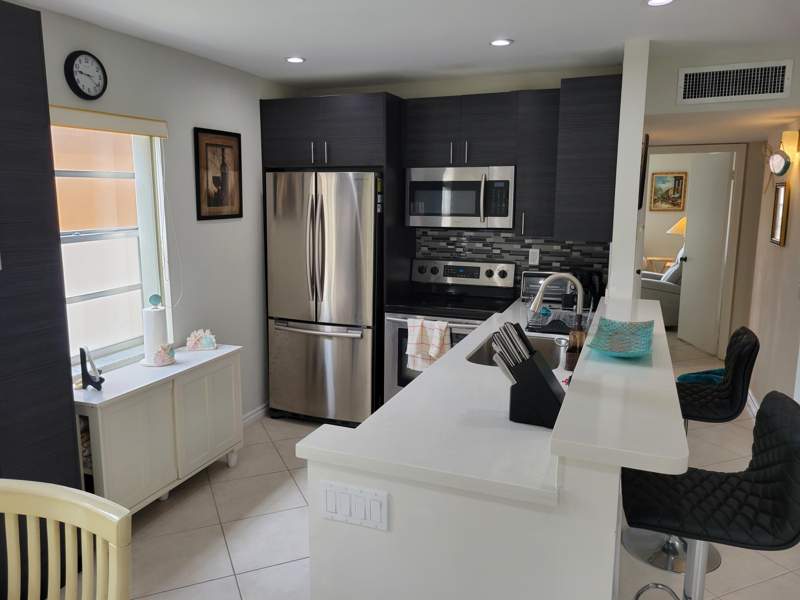 2 bedroom Condominium at 662 Burgundy, Kings Point Burgundy Condos, Delray Beach — photo 3