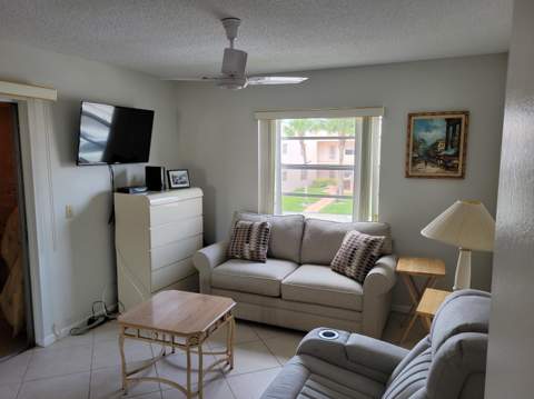 662 Burgundy, Delray Beach FL - photo 7 of 17