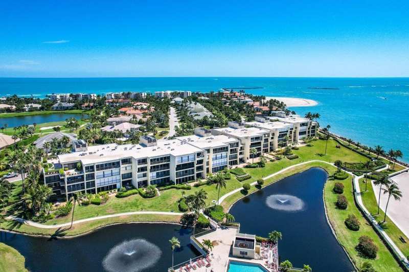 3 bedroom Condominium at 2820 SE Dune Drive #2306, Sailfish Point, Stuart — photo 1